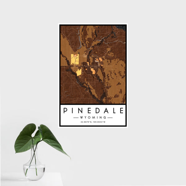 16x24 Pinedale Wyoming Map Print Portrait Orientation in Ember Style With Tropical Plant Leaves in Water