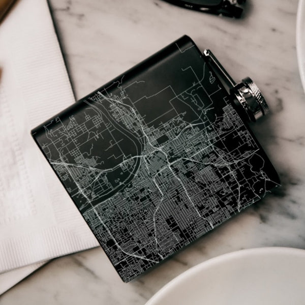 Tulsa - Oklahoma Map Hip Flask in Matte Black